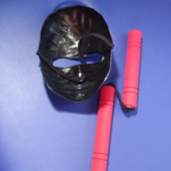 Ninja costume with mask and foam num chucks sz. Lg - Picture 15 of 16